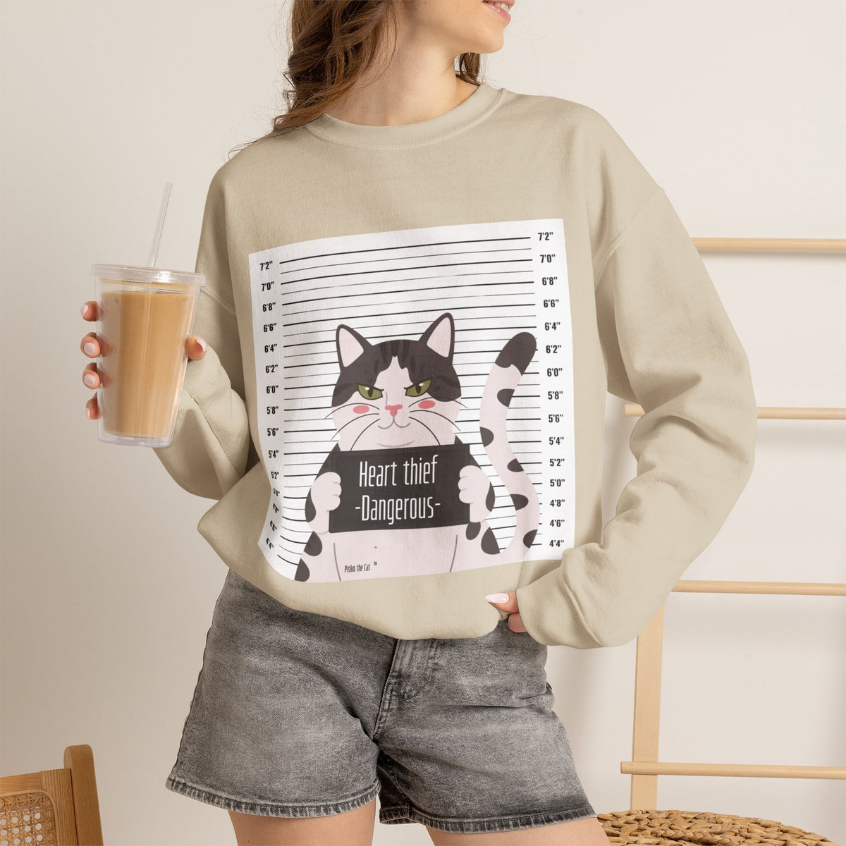 Heart Thief Cat Graphic Sweatshirt