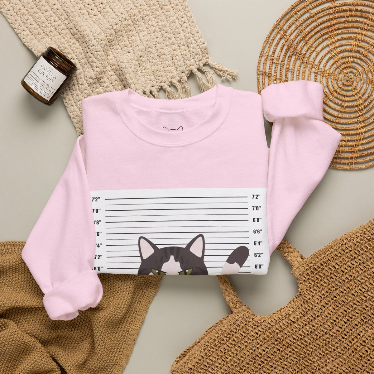 Heart Thief Cat Graphic Sweatshirt