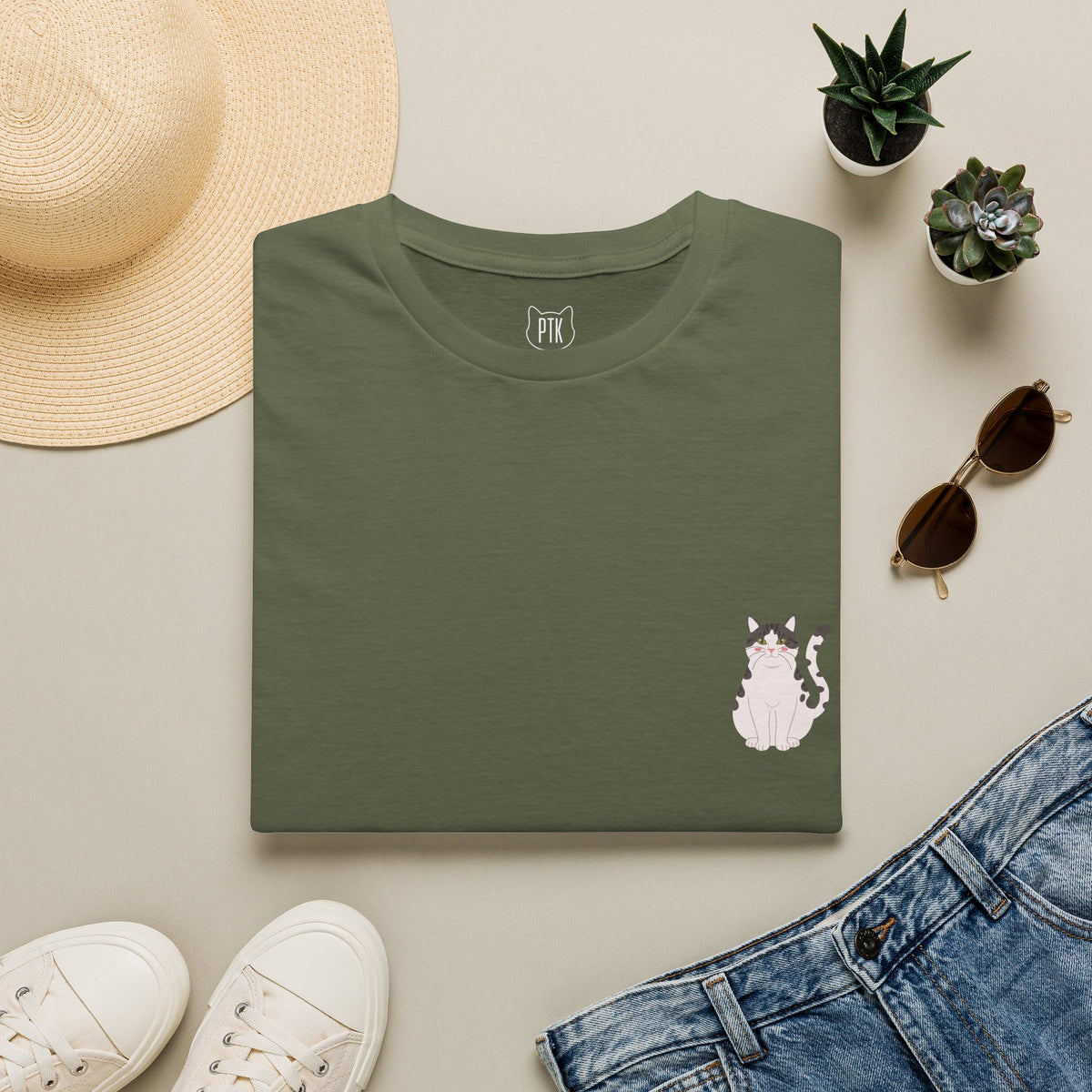 Cats Are My Favorite People T-Shirt