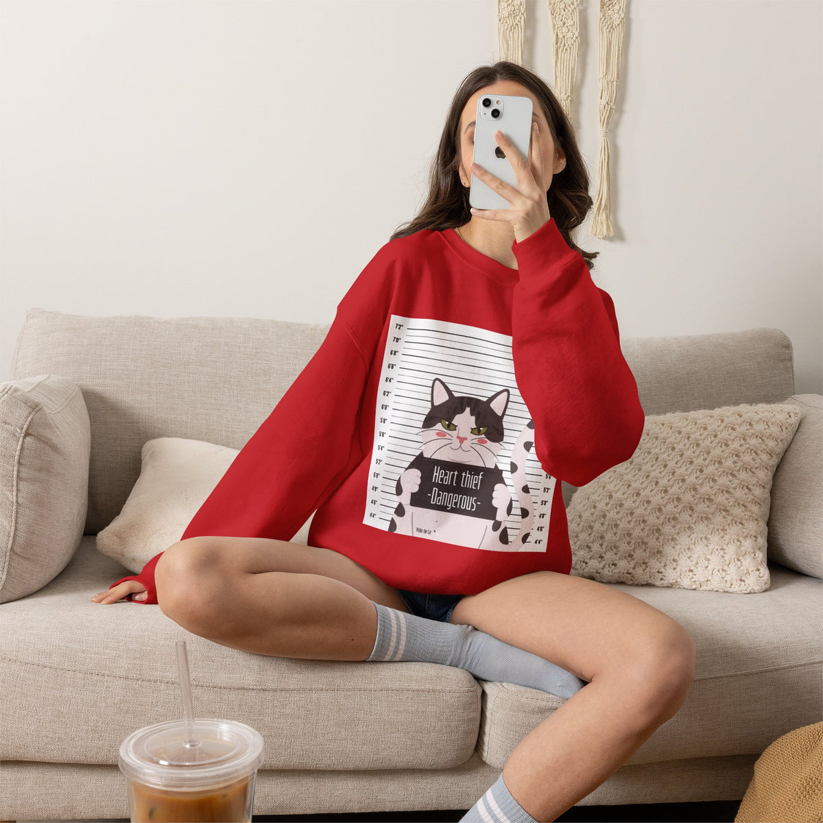 Heart Thief Cat Graphic Sweatshirt