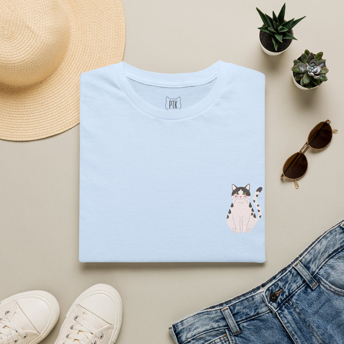 Cats Are My Favorite People T-Shirt