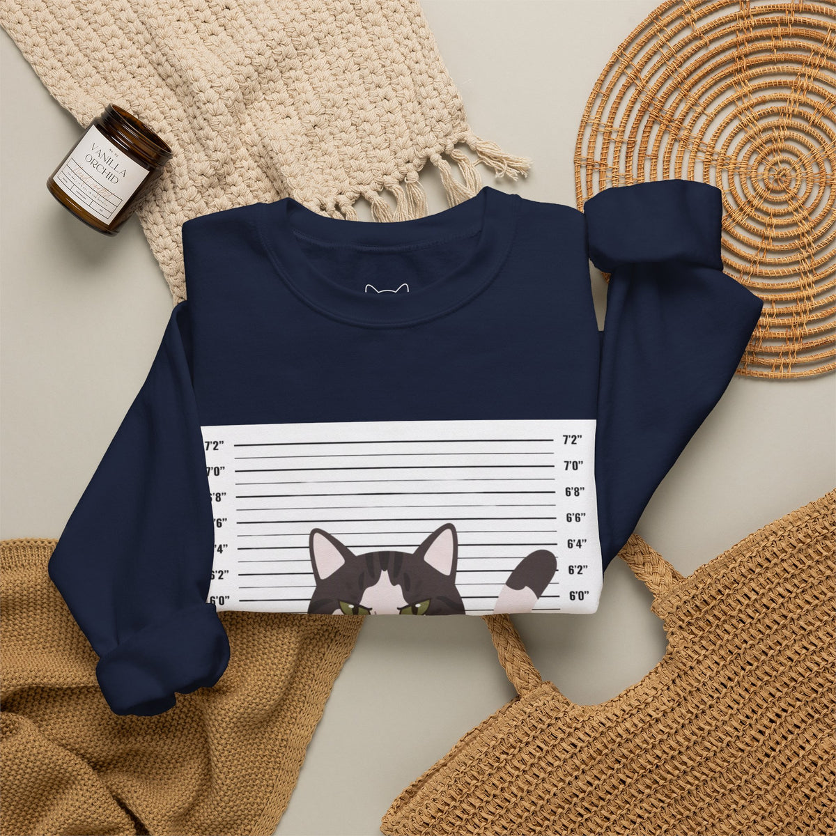 Heart Thief Cat Graphic Sweatshirt