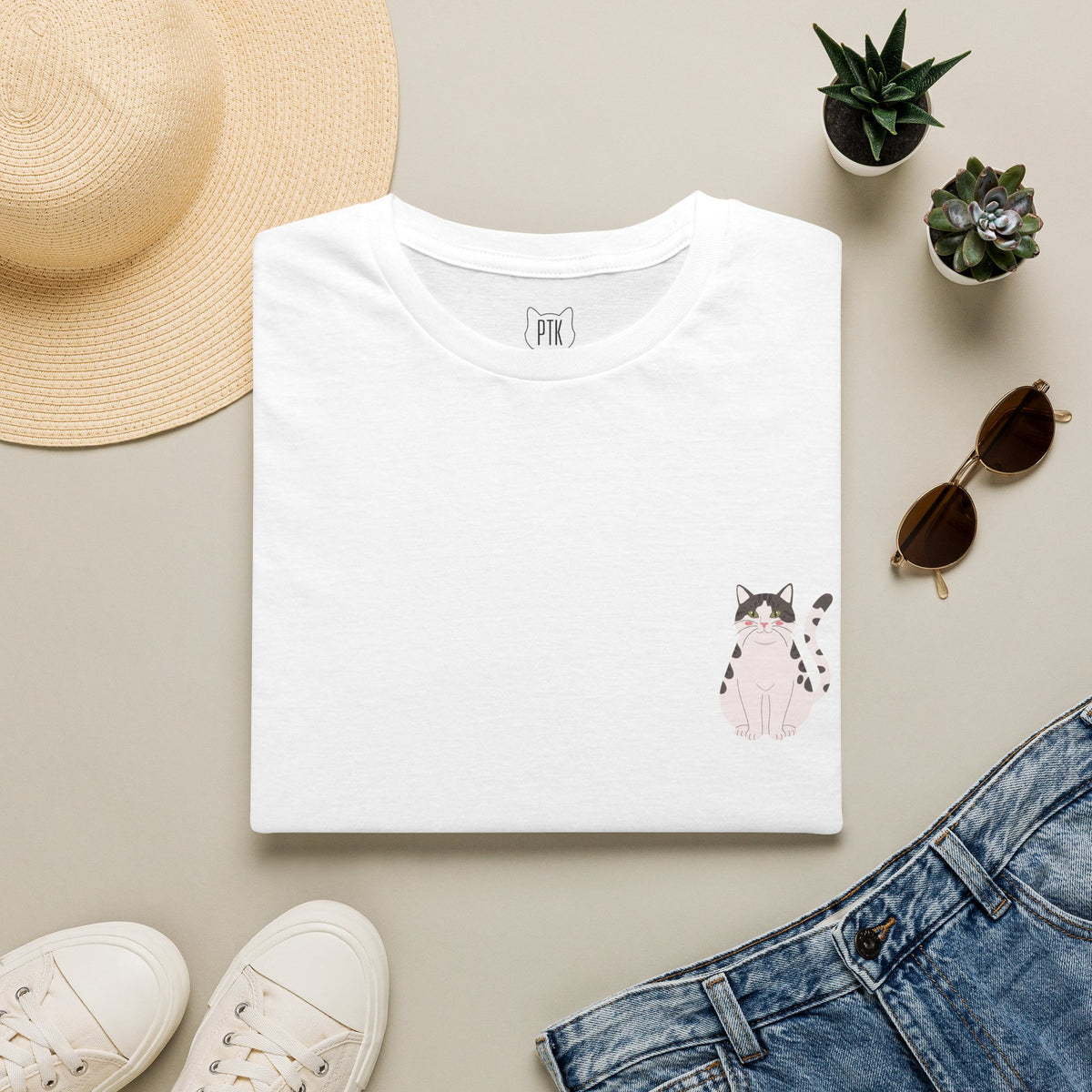 Cats Are My Favorite People T-Shirt