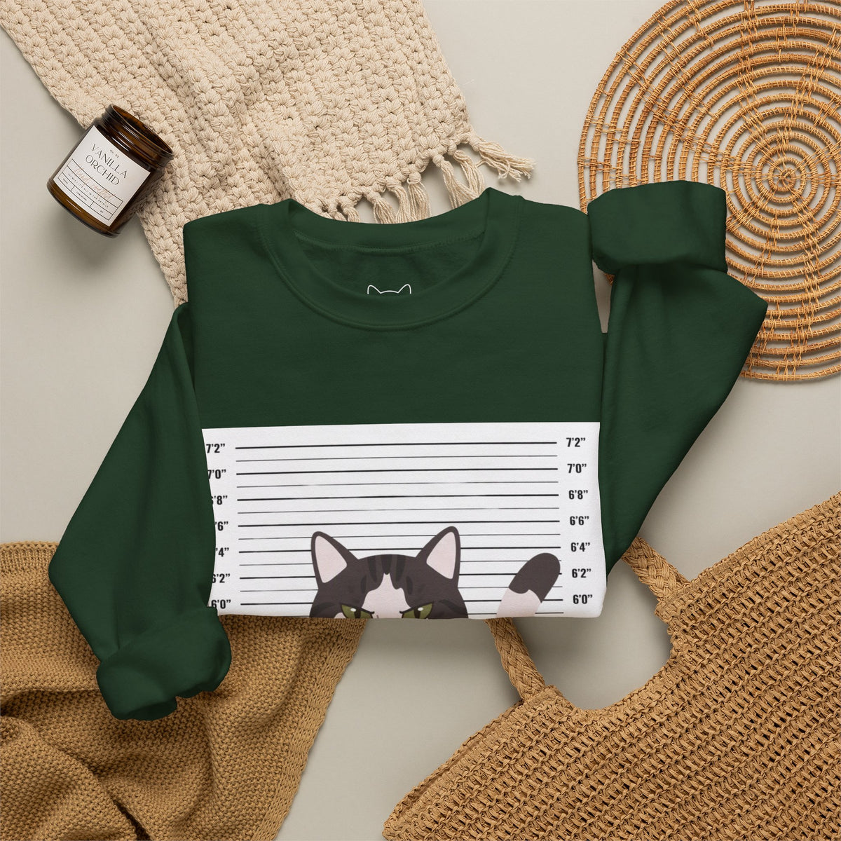 Heart Thief Cat Graphic Sweatshirt