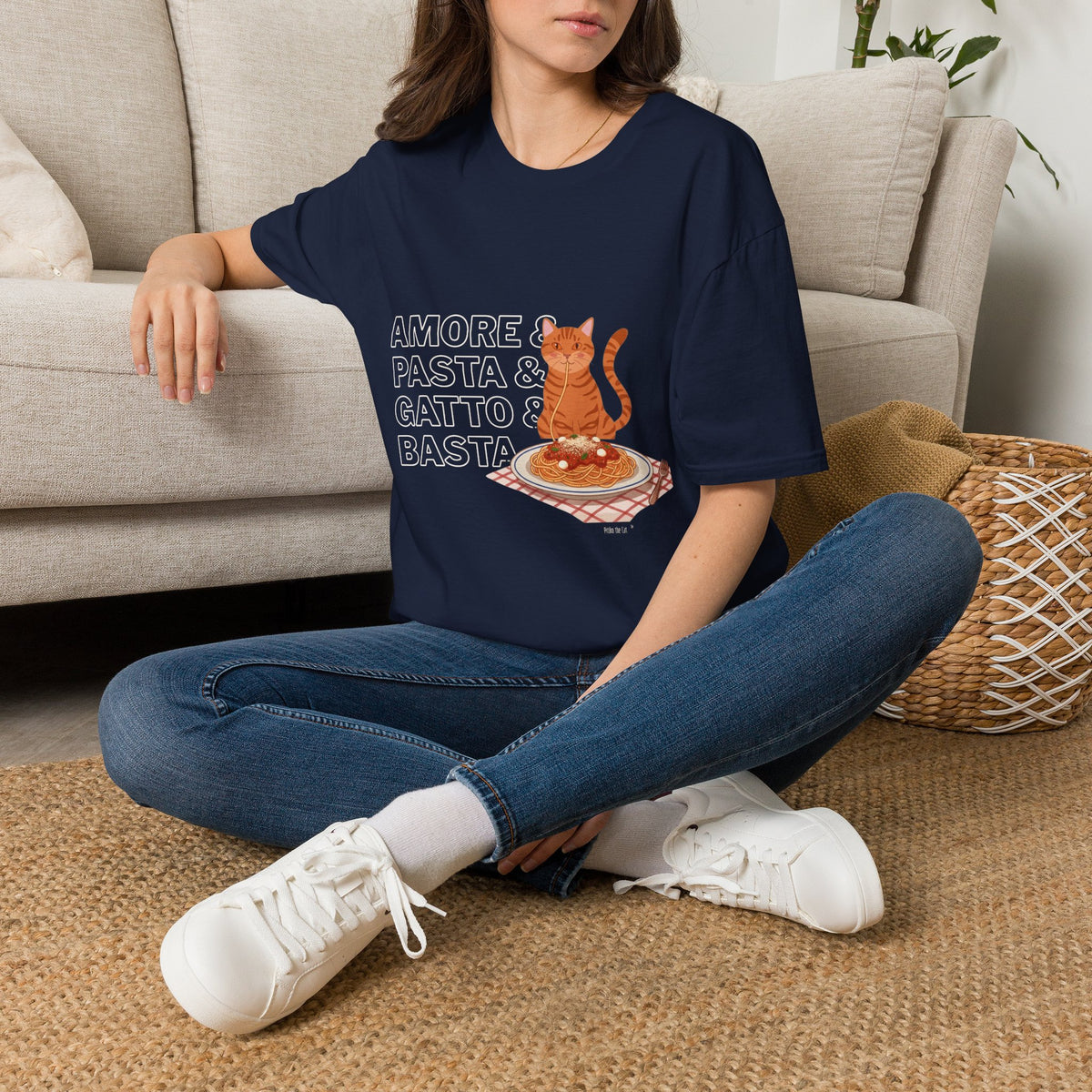 Amore Pasta Gatto Basta Cat Lover Graphic T-Shirt