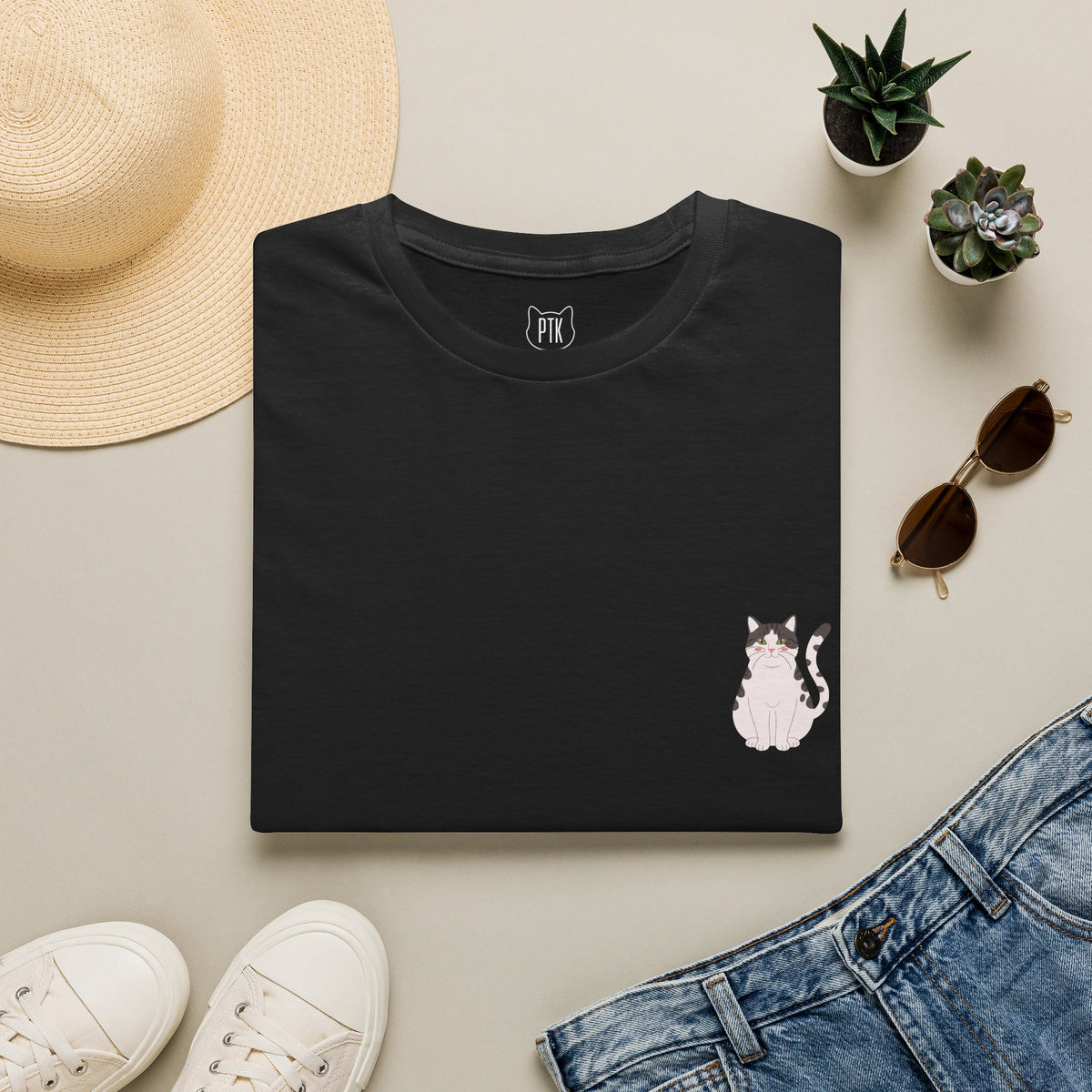 Cats Are My Favorite People T-Shirt